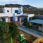 Ioanna For 10 - Allparos Feriehus Sarakíniko