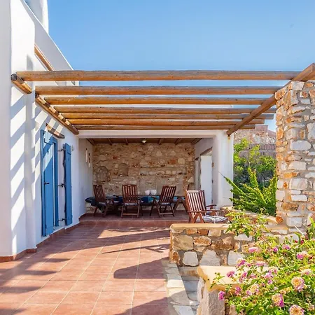 Ioanna For 10 - Allparos Holiday home *