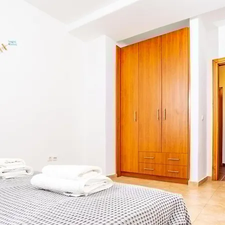 Holiday home Ioanna For 10 - Allparos