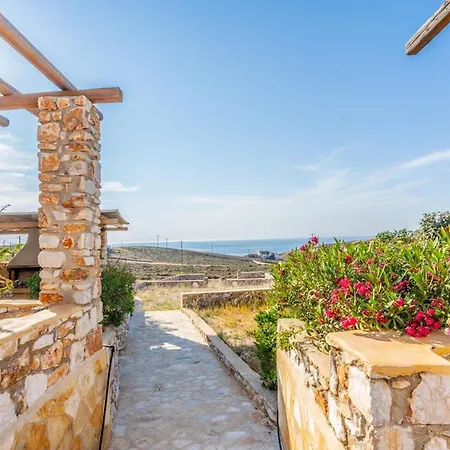 Holiday home Ioanna For 10 - Allparos