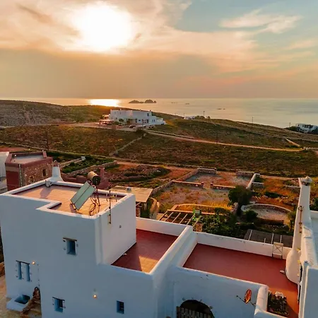 Ioanna For 10 - Allparos Sarakiniko (Paros)