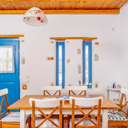 Holiday home Ioanna For 10 - Allparos *