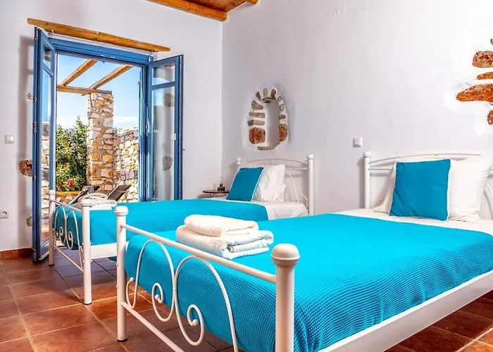 Casa de Férias Ioanna For 10 - Allparos Sarakíniko